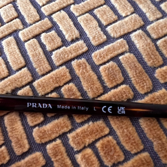 Brand new! Prada Catwalk sunglasses - Picture 7 of 12